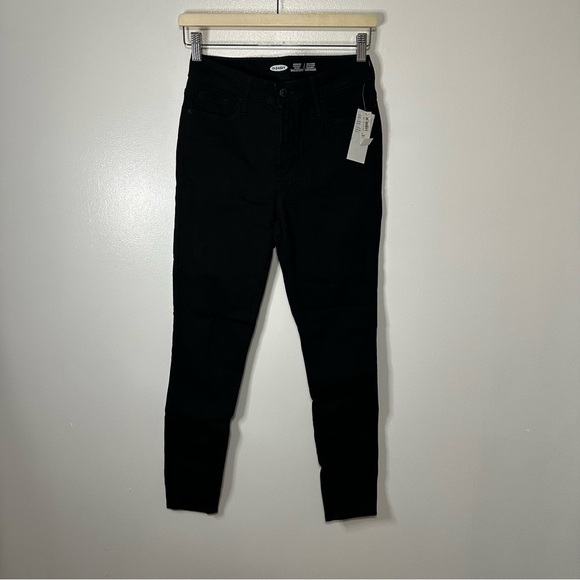 NWT Old Navy Rockstar High Rise Super Skinny Jean - Short - Picture 1 of 13